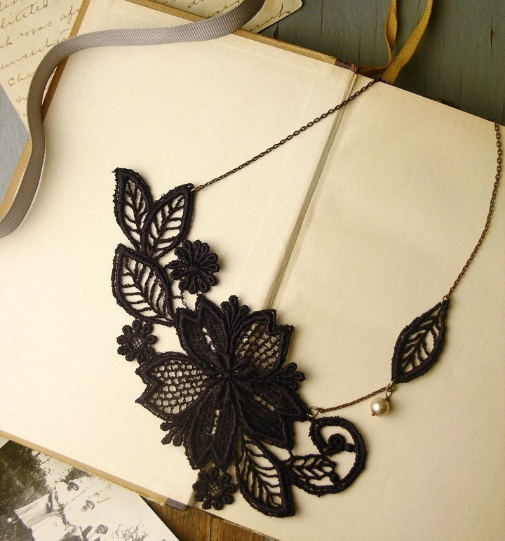 marichelle lace necklace
