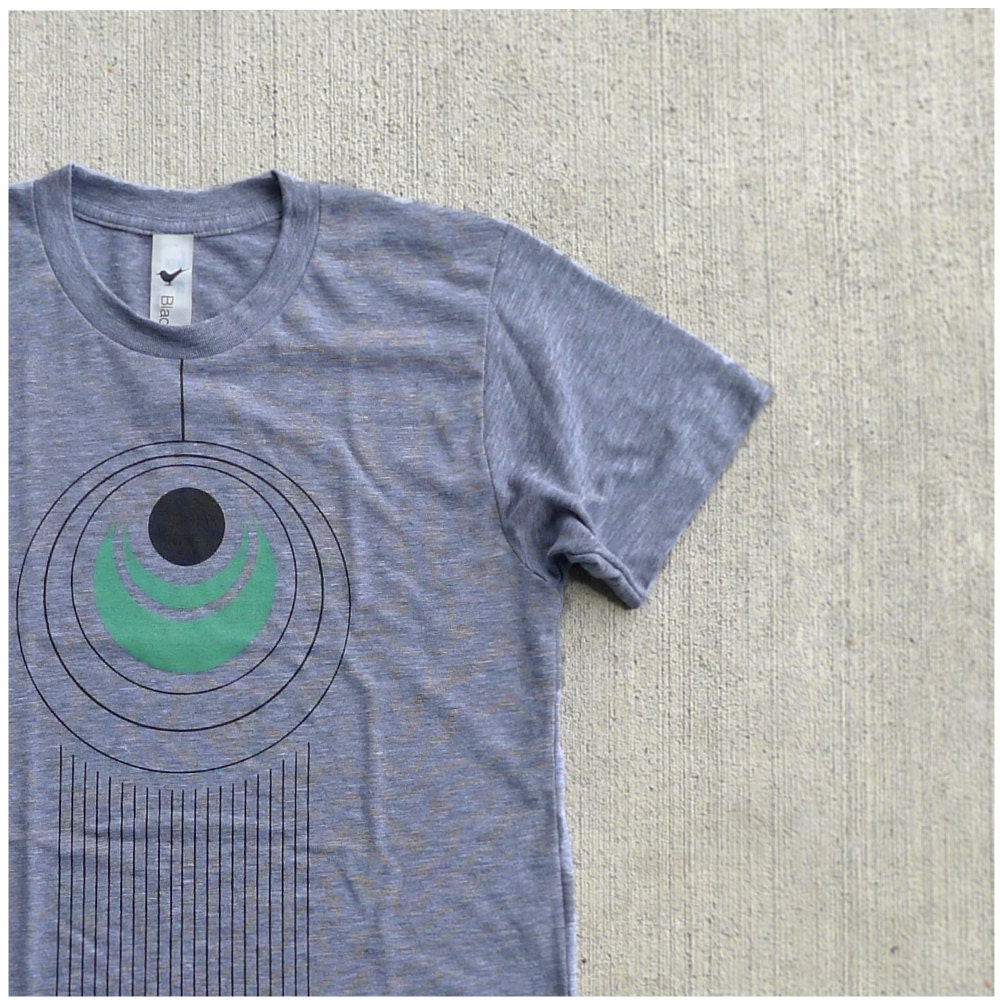 Father's Day Gift - limited edition - mens tshirt - LARGE - art deco peacock feather print on heather gray - TAIL FEATHER