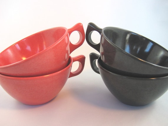 Vintage Cups Plastic Melmac