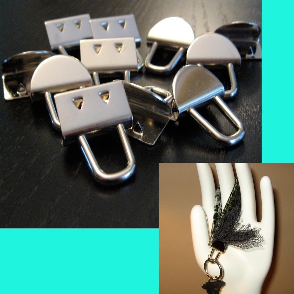 Key Fob Hardware Mini for Fobs and WRISTLETS  100 pcs NEW PRICE