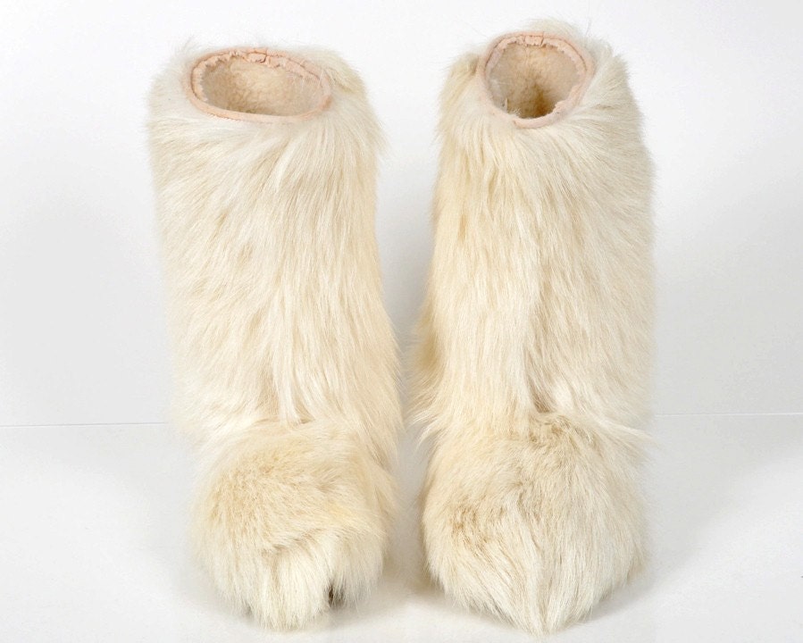 vintage apres GOAT HAIR fur boots US 7.5 / by maevenvintage