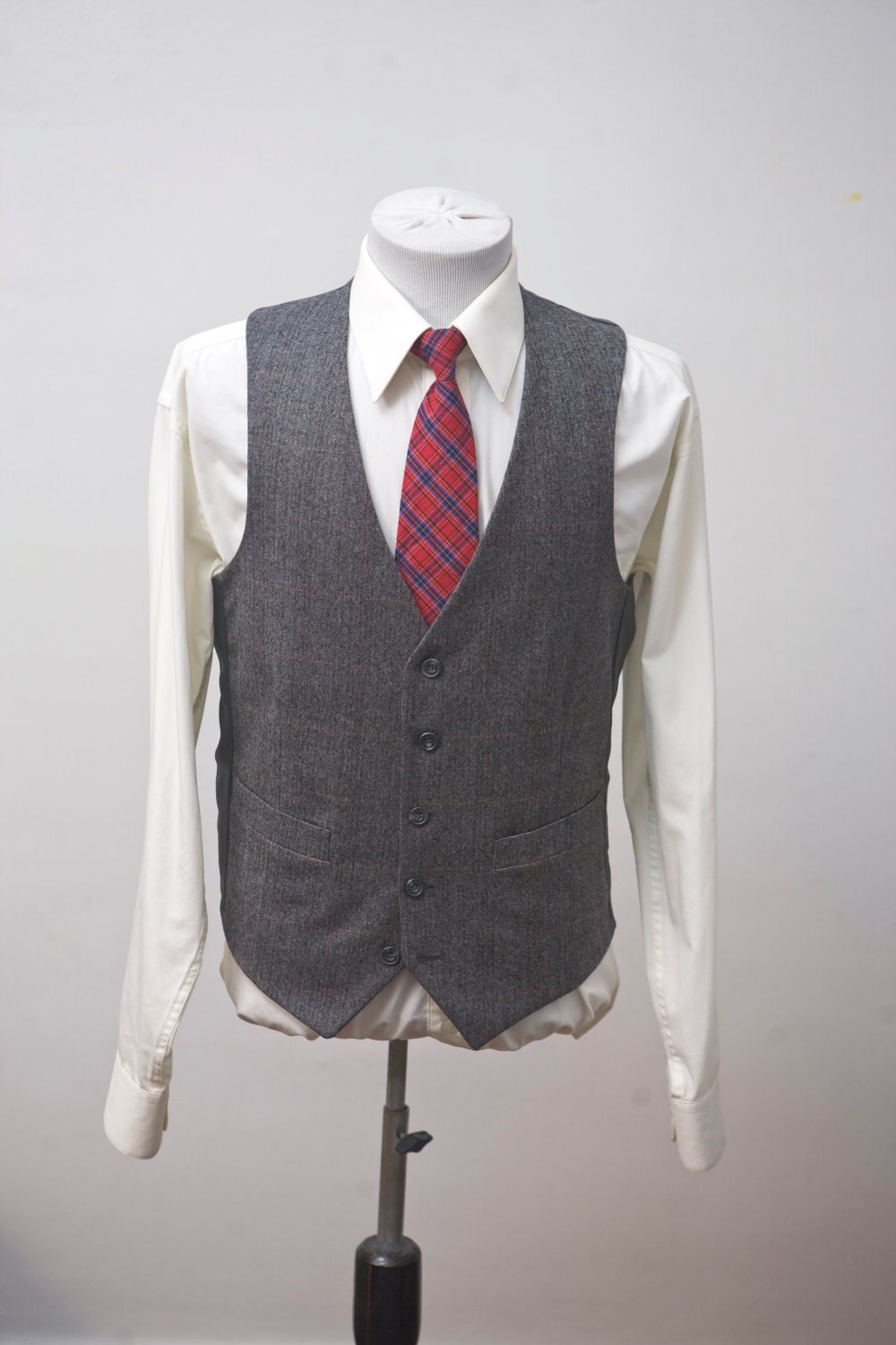 Size 37 Vintage Grey Prince of Wales Plaid Vest
