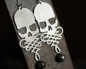 Skull filigree earrings - Free shipping