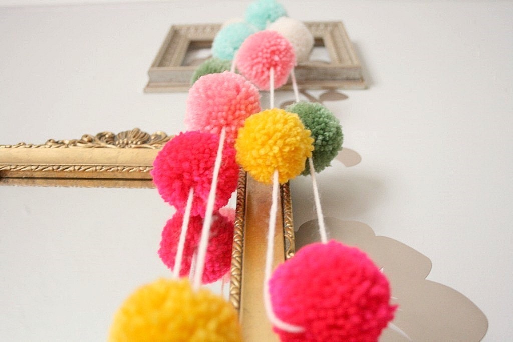 Pom Pom Garland