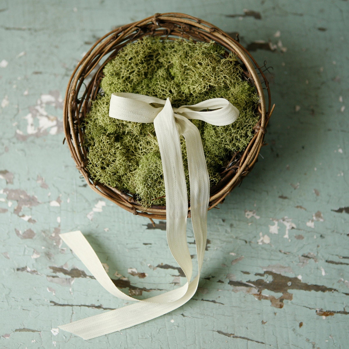 woodland ring basket (sage ribbon) 'love nest'