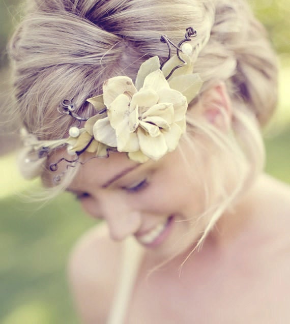 queen of the woods - natural crown (ivory ribbons) no. 89