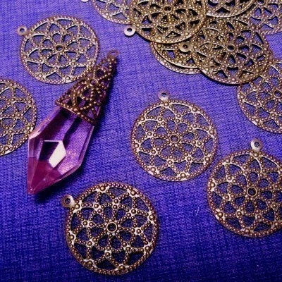 Round Filigree Drops...24, metal stamping, circle