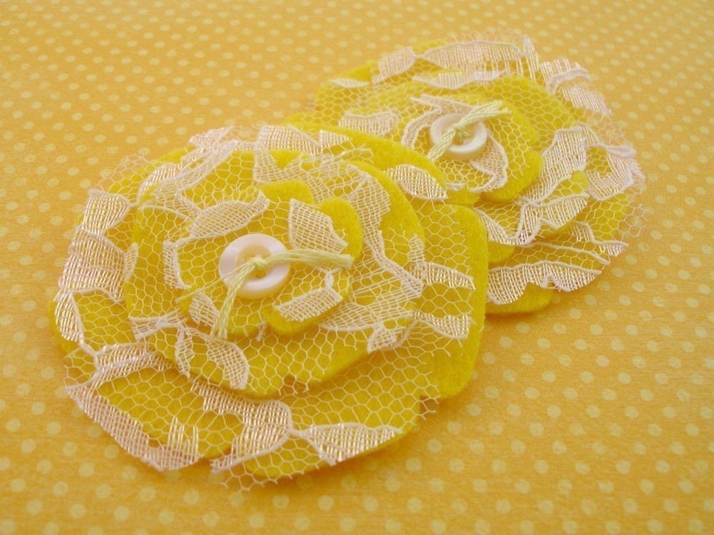 Lemon Yellow - Lace and Felt Flowers