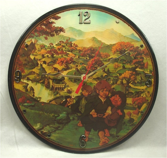LORD of the RINGS Recycled Record Vinyl Wall Clock - Picture Disc Album - Hobbits of the Shire