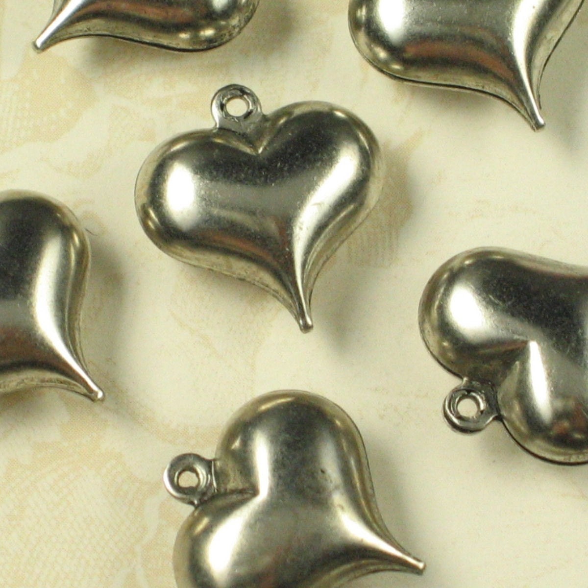 6 Antique Silver Brass Puff Heart Charm Finding Lot 780