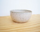 Single Bowl in Soft Creamy Peach Glaze