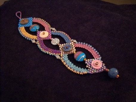 Berry Disc Bracelet