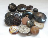 20 Brown and Tan Buttons