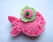 Itty Bitty Snap Clip Felt Fish . Sweet Little Fishy Fish In Pink With Felt Flower