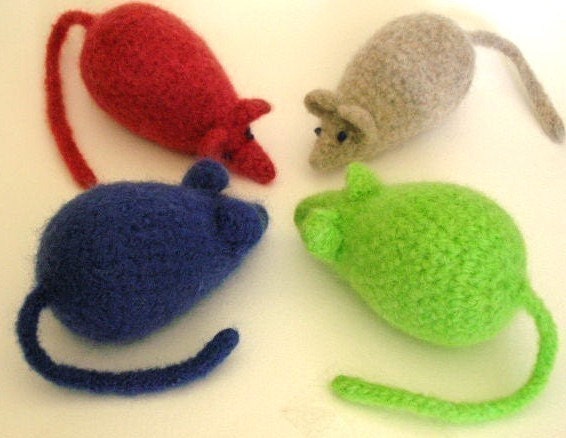 Felted Mouse Cat Toy Crochet Pattern PDF      EASY - permission to sell what you make