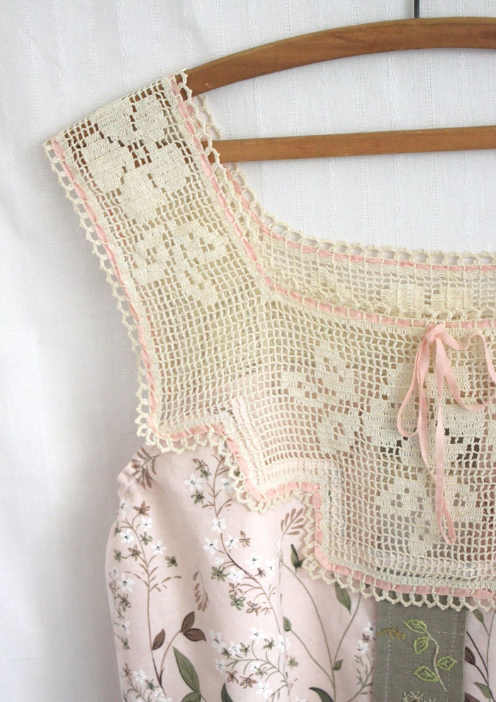 Camisole Tank Hand Embroidery Linen Vintage Crochet Yoke Flower Garden tagt team