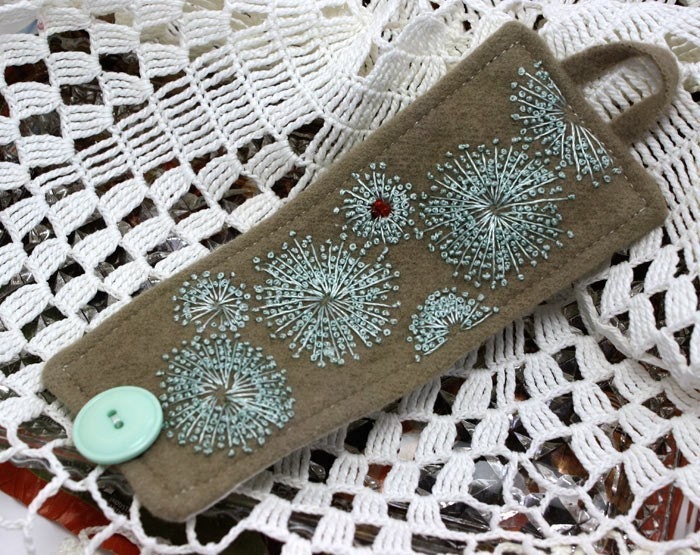 Hand Embroidery Wrist Cuff Queen Annes Lace Frost Mint Jewelry Silk Hand Embroidered