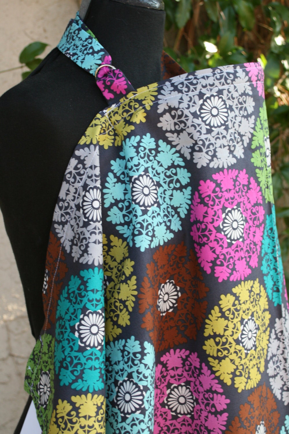 Nursing Cover - Medallions