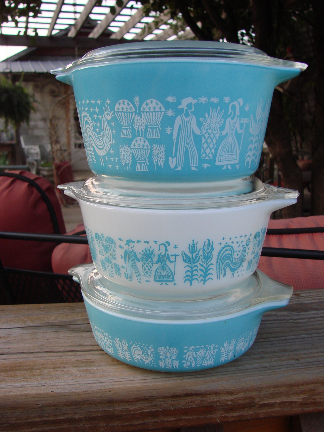 3 Vintage Pyrex Turquoise Butterprint Amish Scene Covered Bakers Refrigerator Dishes