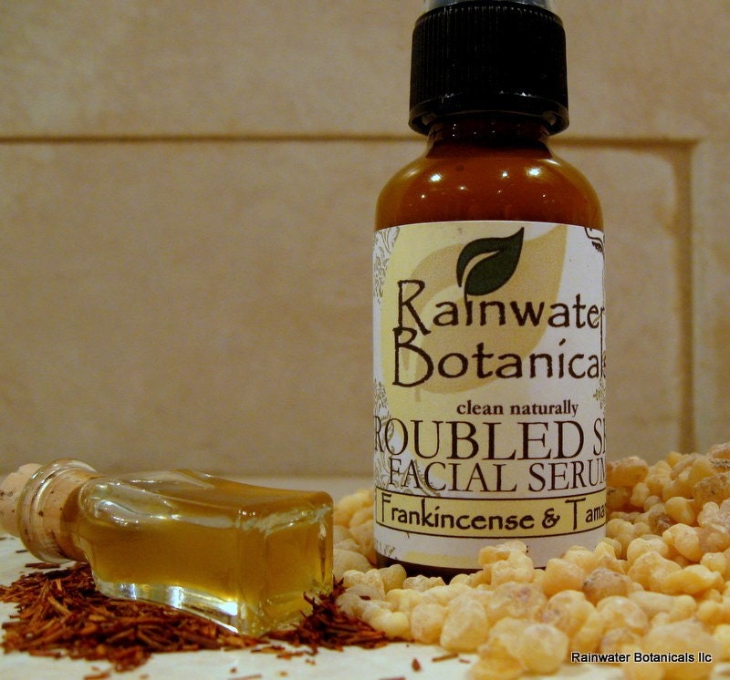 Troubled Skin Serum With Frankincense and Tamanu