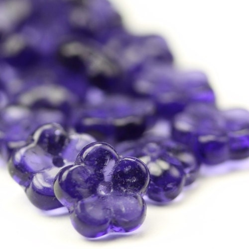 Czech Glass Beads 8x3mm Small Flat Flowers Tanzanite (50) CZP456
