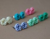 Retro Flower Posts - Shabby Chic, Choose Your Color