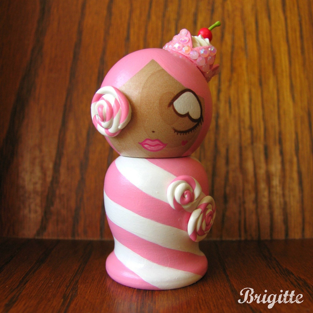 Kokeshi Doll 75 Dame Lolly