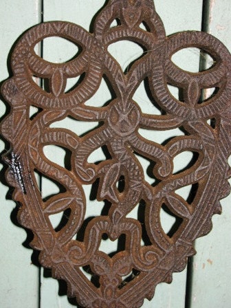 Vintage 1948 Cast Iron Hot Plate Holder Trivet, Initials J. Z. H., Hot Plate, Ornate, Kind of Scary, Iron Plate
