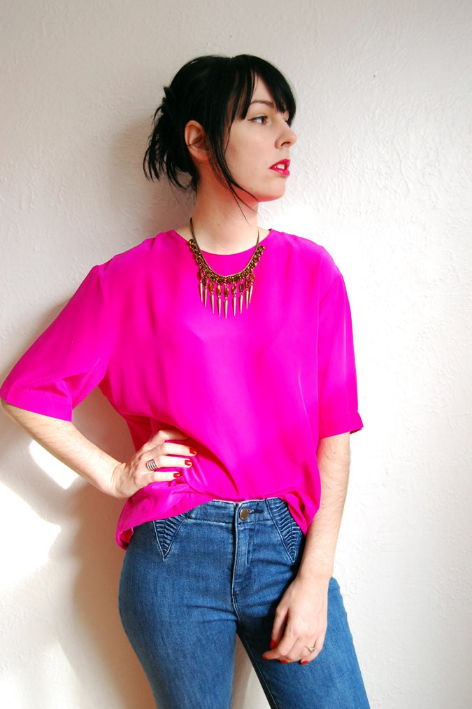 1980s Silk Blouse / Boxy / Oversize / Hot Pink / Slouch / S-M-L