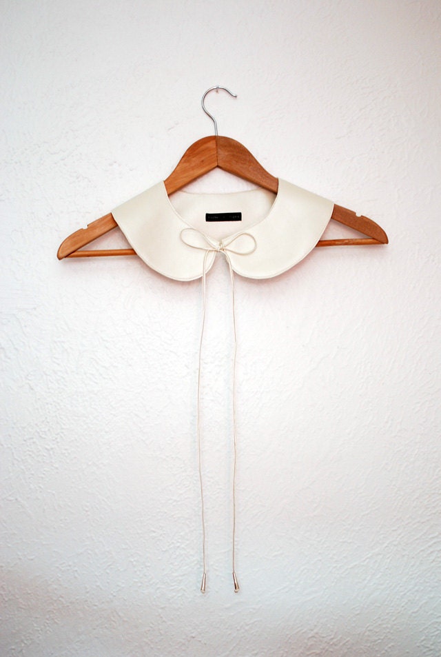 Jolie Môme Pearl Faux Leather Peter Pan Bow Tie Collar by Isabelle Hayes