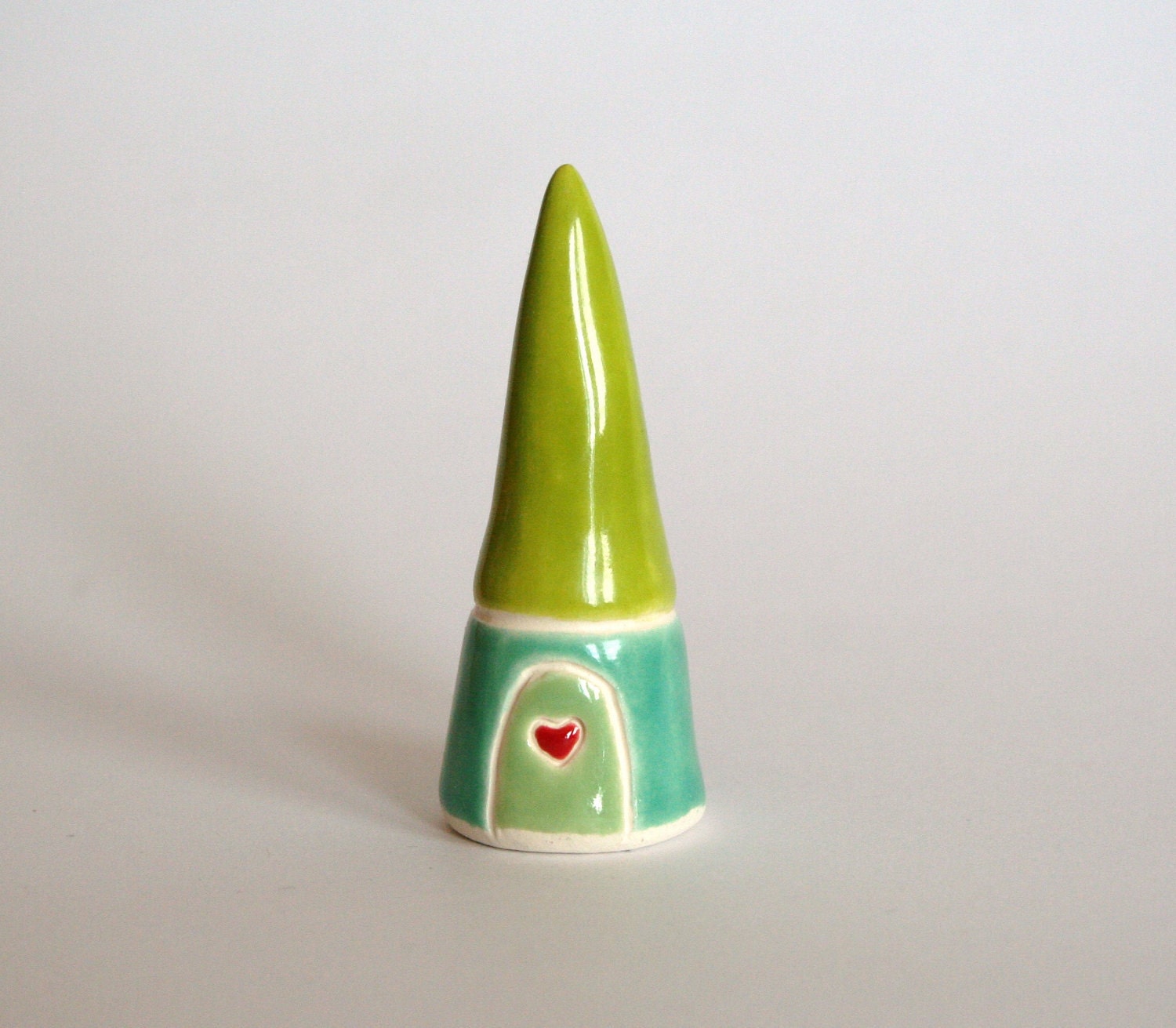 Ceramic collectible THIMBLE Fairy Gnome Tree House