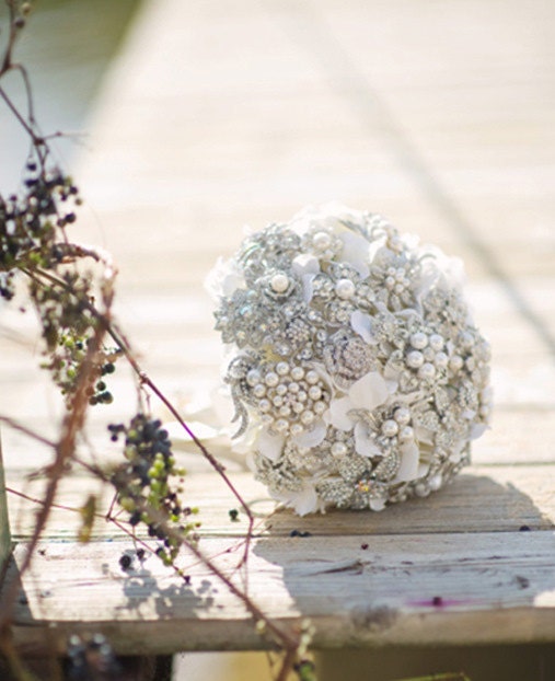 Classic pearl and rhinestone heirloom brooch bouquet  -- deposit on a made-to-order bridal brooch bouquet