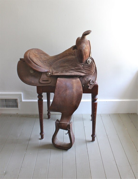 Vintage Western Ranch Saddle