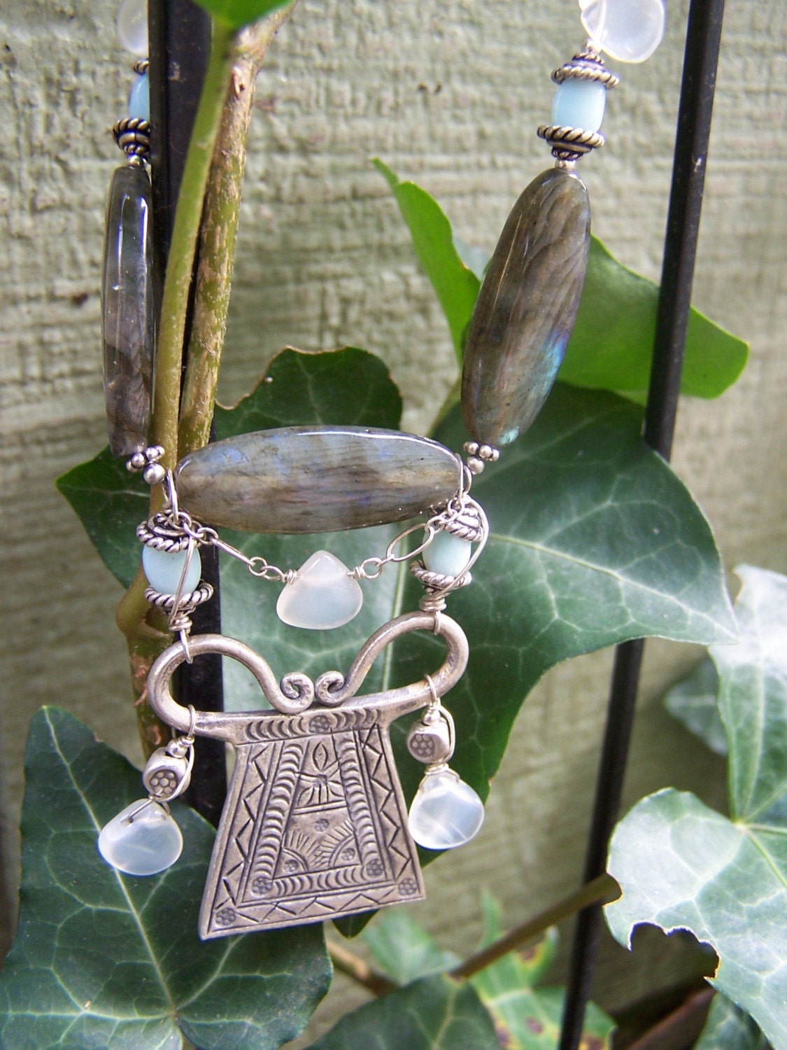 Labradorite Necklace Preview 4