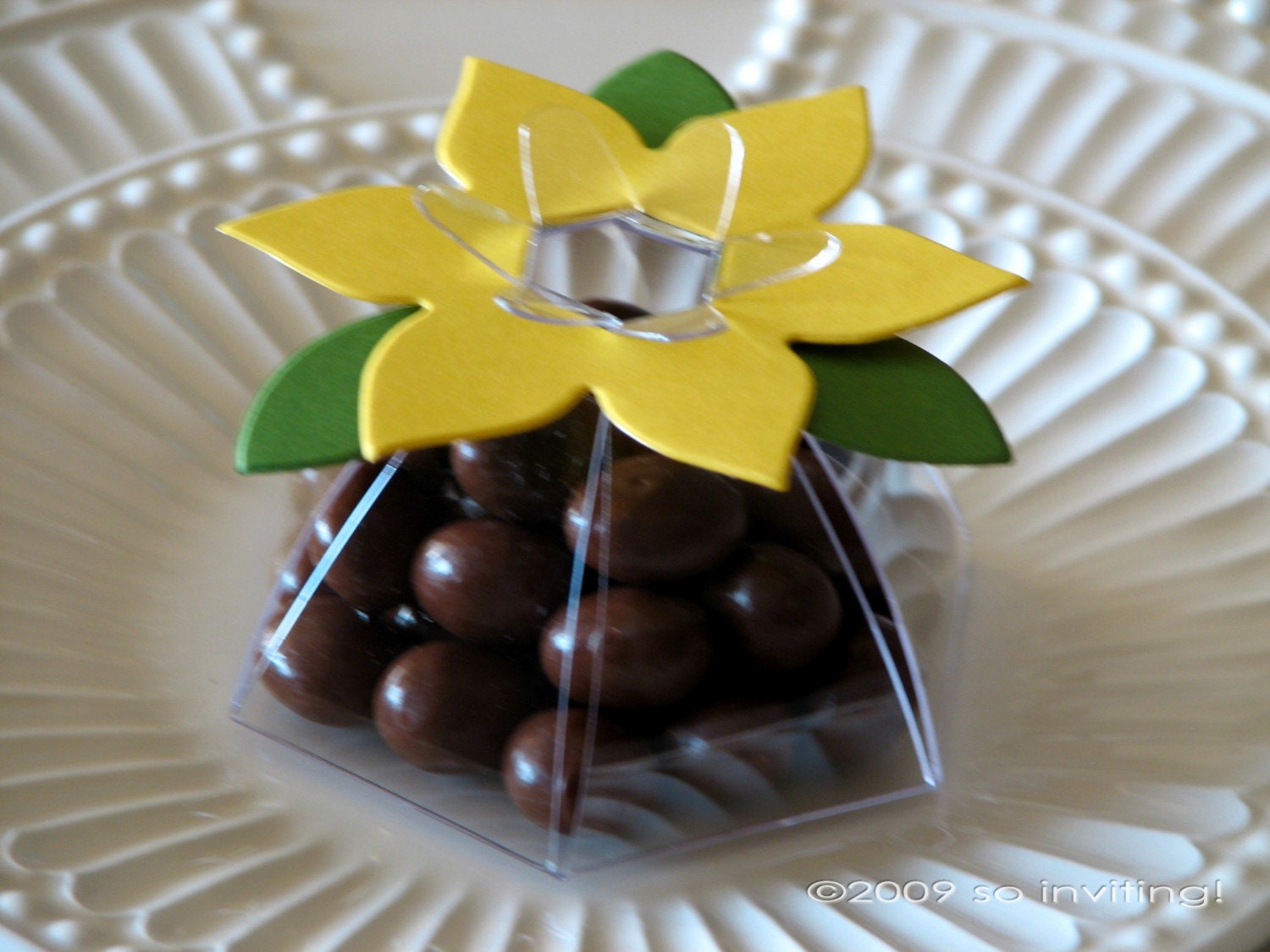 Blooming Favor Boxes in Yellow - 12