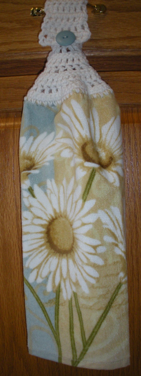 Country Daisy Crochet Top Hanging Towel
