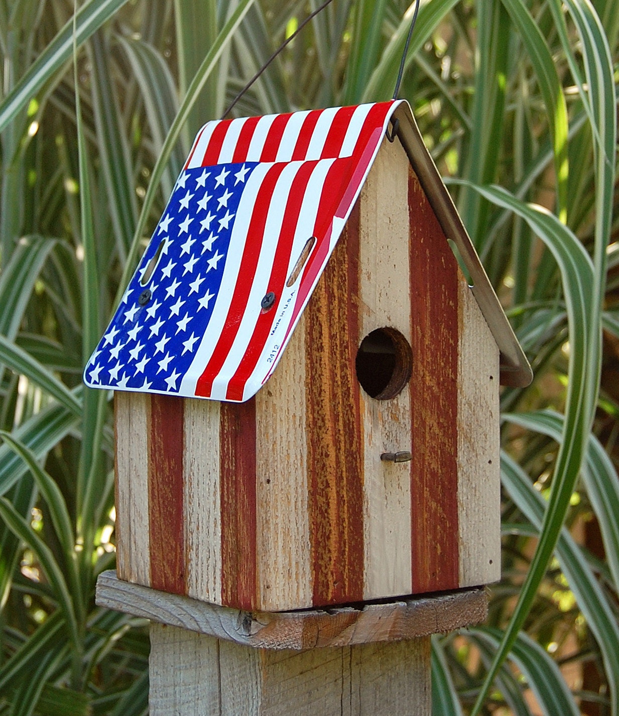 Birdhouse Stars and Stripes