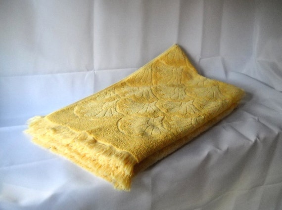 Vintage Yellow Bath Towels Mustard Yellow by VintageEye on Etsy