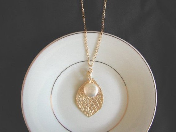 Aspen Leaf and Pearl Coin Necklace