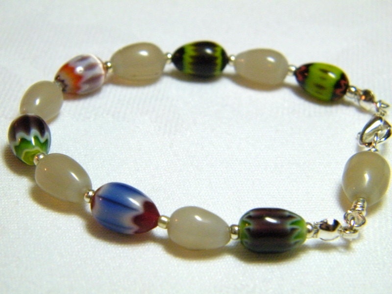 Easter Eggs: Chevron beads Easter egg bracelet