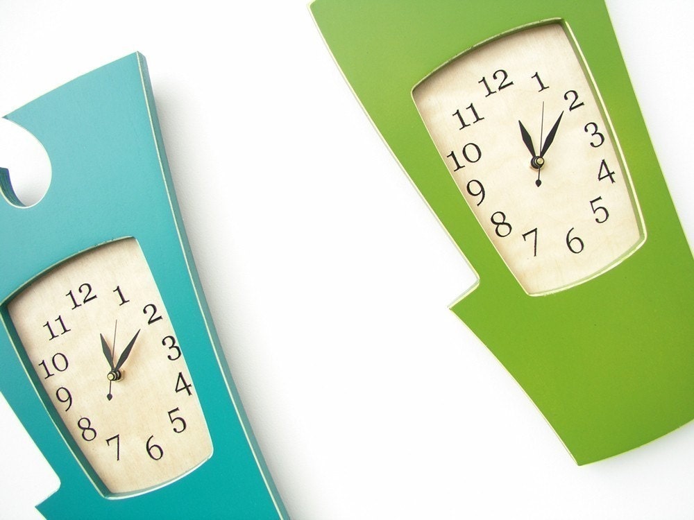 Simon Says clock - Cobalt Turquoise