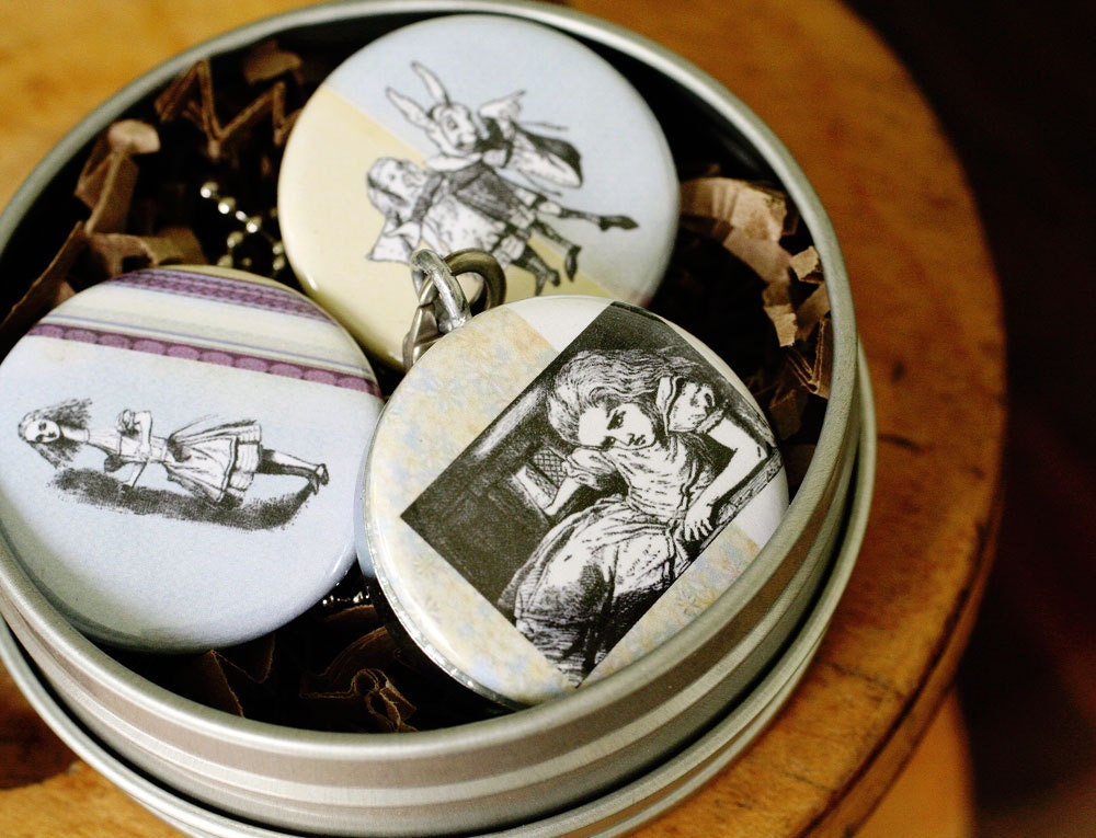 Alice in Wonderland Locket Necklace - Magnetic Necklace - Recycled By Polarity - Vintage Alice - 3 in 1