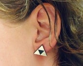 Tri force Zelda gold stud earrings in FREE box
