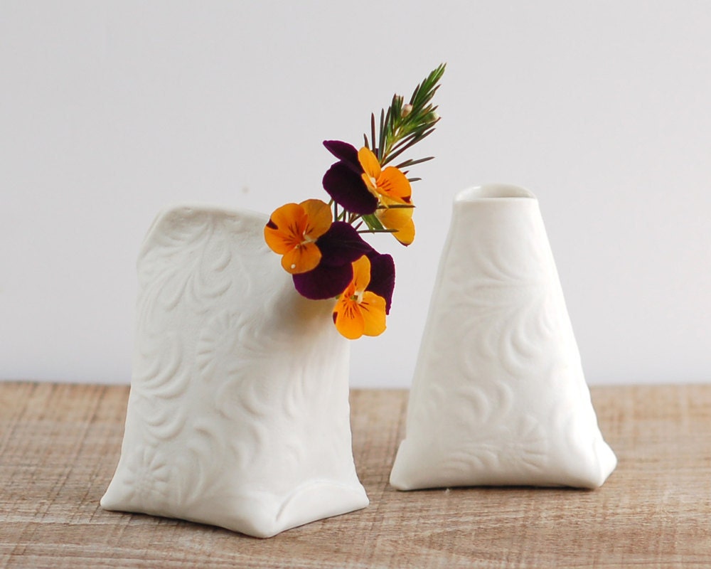 Artful Dodger Variations (Series N.1). Mini art ceramic vessels. Artful porcelain objects by Wapa Studio.
