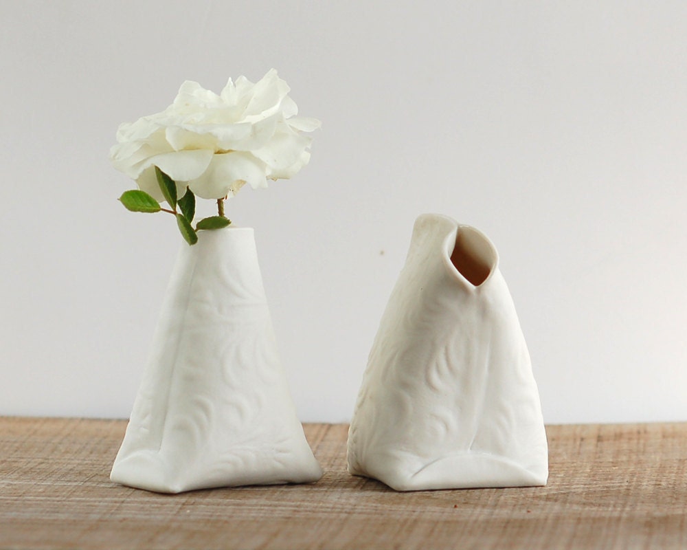 Artful Dodger Variations (Series N.1). Mini art ceramic vessels. Artful porcelain objects by Wapa Studio.