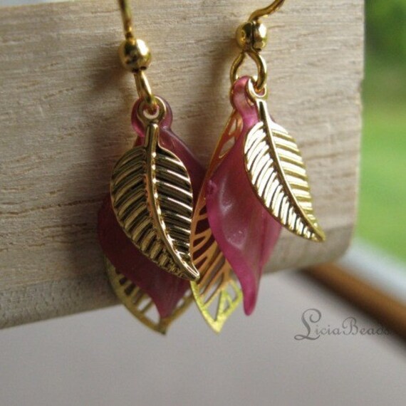 Summer Wine - Berry pink leaf earrings