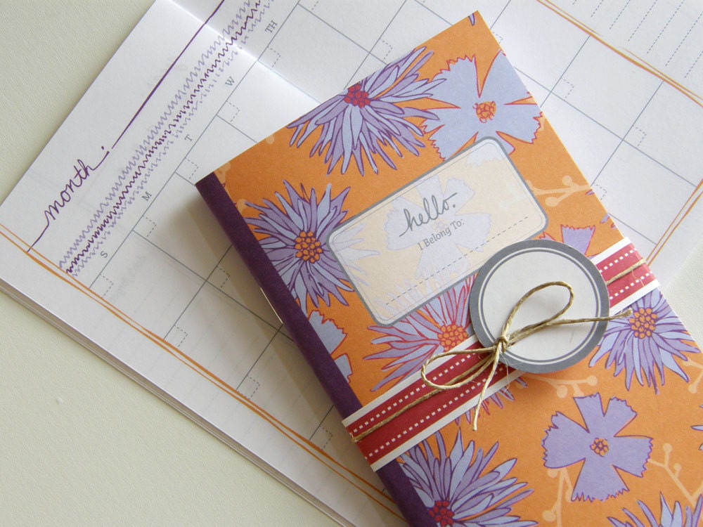Printable Calendar and Matching Gift Tags ( PDF Blank Inside Booklet) - Vintage Floral Two