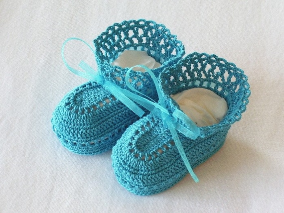 Thread Crocheted Newborn Baby Booties Teal by originalsbyesther