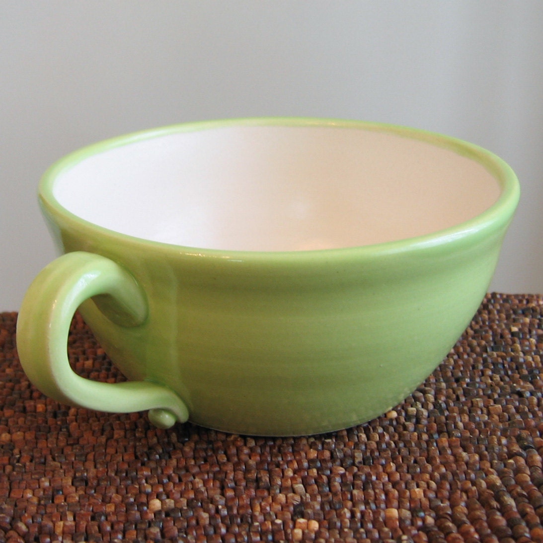 Large Soup Mug in Lime Green 18 oz. Pottery Mug