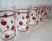 Vintage  Strawberry  Glass Tumblers Set of Five - jenscloset